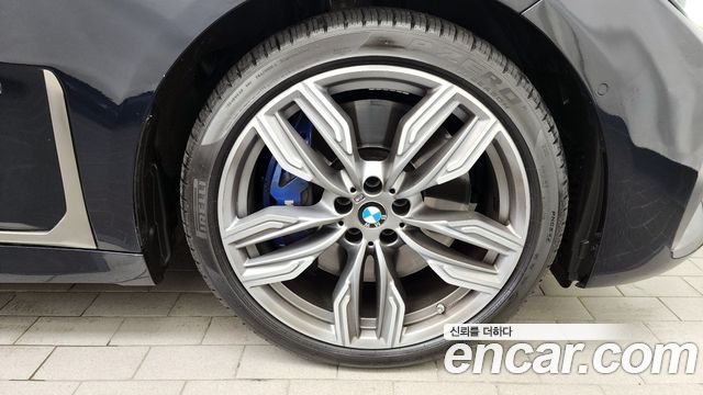 BMW 7-Series 2022 — photo 5