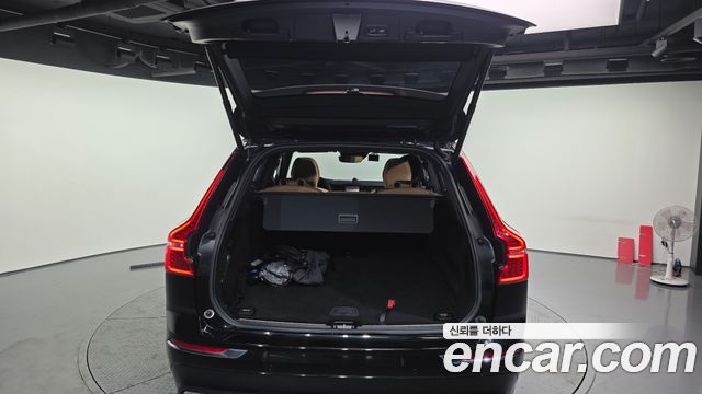 Volvo XC60 2020 — photo 20