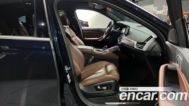 BMW X6 2021 — photo 10