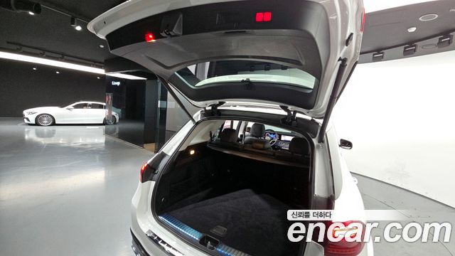 Mercedes-Benz GLE-Class 2024 — photo 20