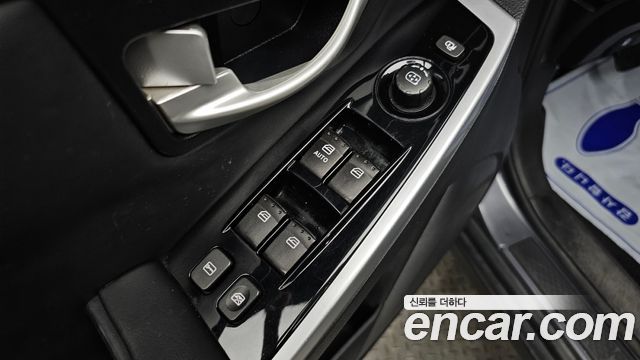 KG Mobility KORANDO 2016 — photo 13