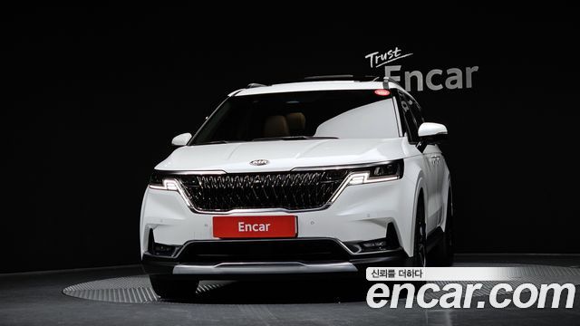 Kia Canival 2021 — photo 3