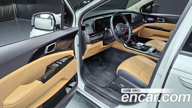 Kia Canival 2021 — photo 11