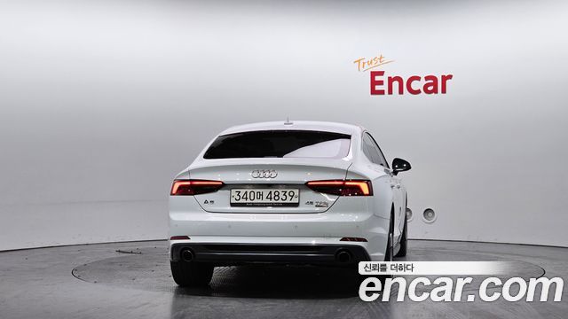 Audi A5 2019 — photo 4