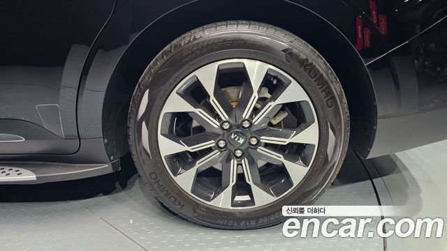 Kia Canival 2021 — photo 5