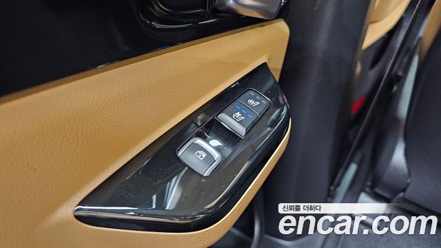 Kia Canival 2021 — photo 17