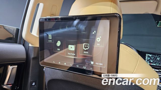 Kia Canival 2021 — photo 18