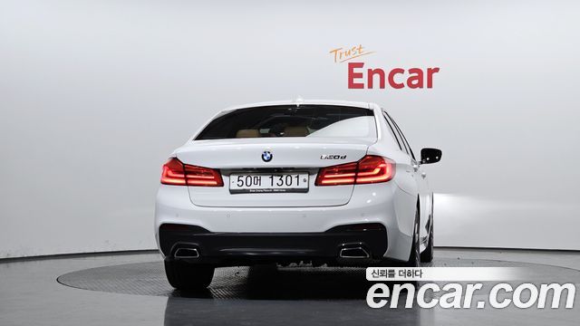 BMW 5-Series 2017 — photo 4