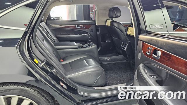 Hyundai Equus 2015 — photo 12