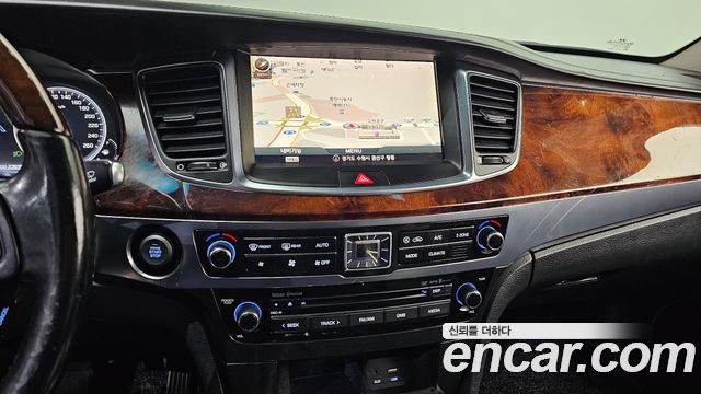 Hyundai Equus 2015 — photo 14