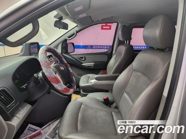 Hyundai Starex 2015 — photo 9