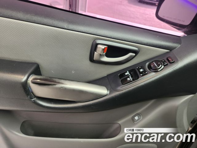 Hyundai Starex 2015 — photo 10