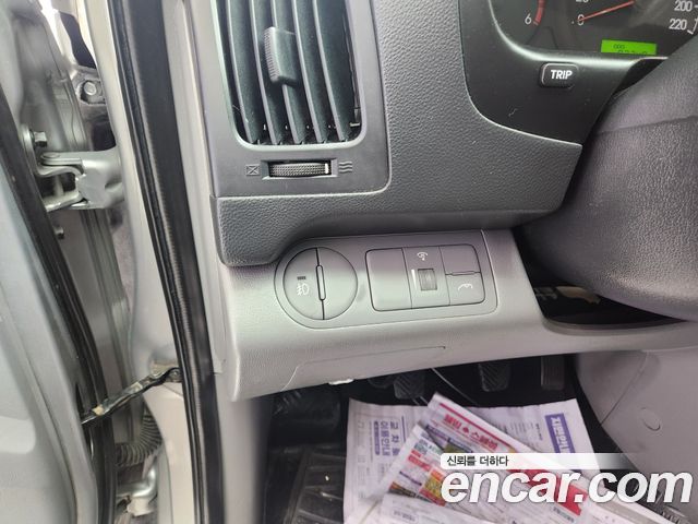 Hyundai Starex 2015 — photo 11
