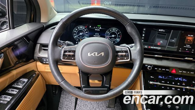 Kia Canival 2023 — photo 13