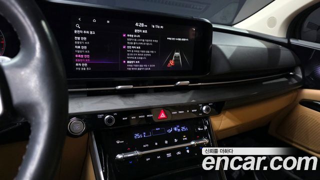Kia Canival 2023 — photo 14