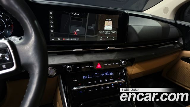 Kia Canival 2023 — photo 15