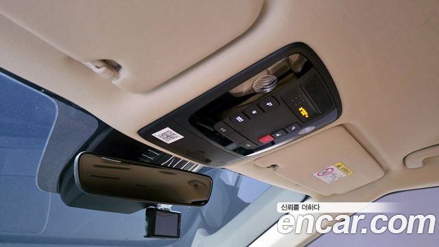 Kia Canival 2023 — photo 19