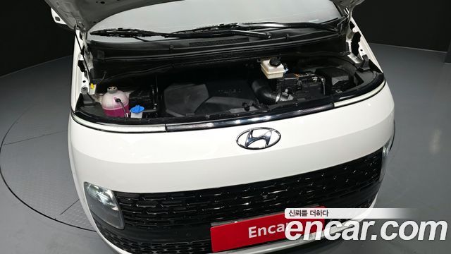 Hyundai Staria 2022 — photo 6