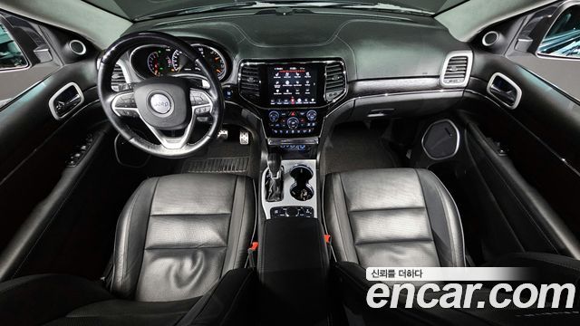 Jeep Cherokee 2020 — photo 7