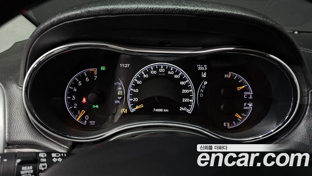 Jeep Cherokee 2020 — photo 8
