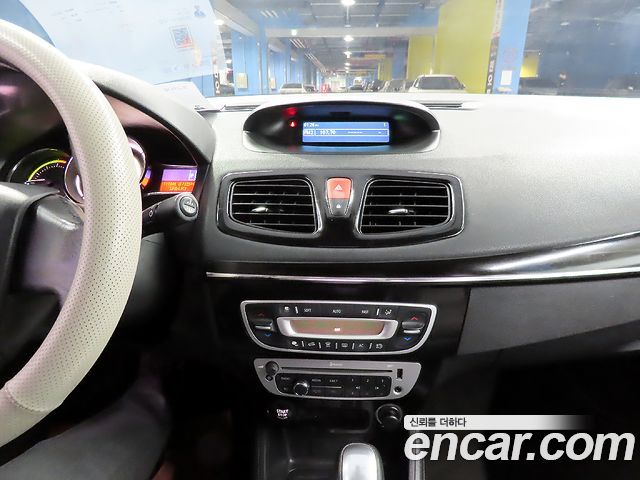 Renault Korea SM3 2017 — photo 16