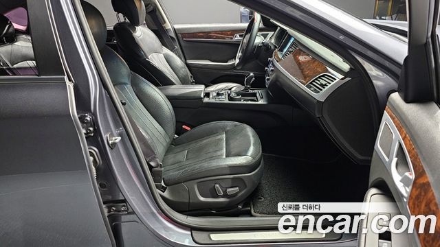 Hyundai Genesis 2016 — photo 10