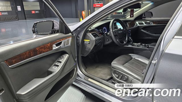 Hyundai Genesis 2016 — photo 11