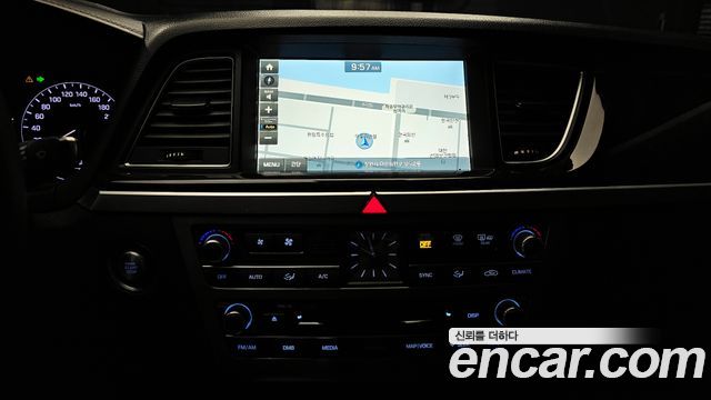 Hyundai Genesis 2016 — photo 14