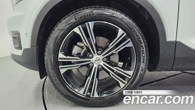 Volvo XC40 2020 — photo 5