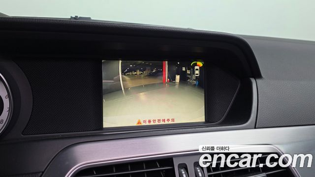 Mercedes-Benz C-Class 2012 — photo 15