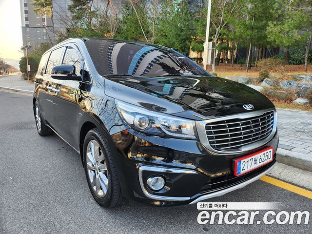 Kia Canival 2016 — photo 19