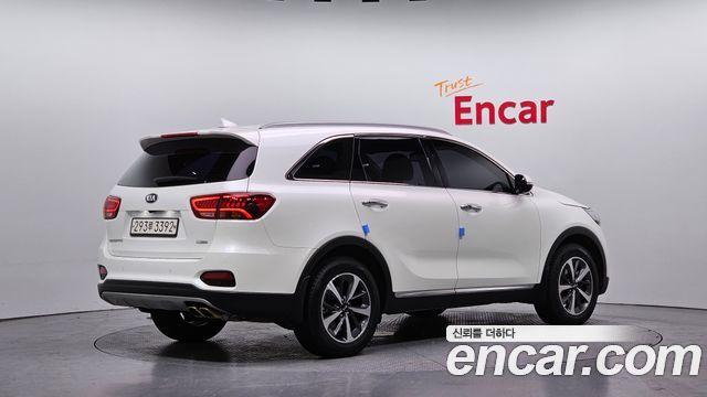 Kia Sorento 2018 — photo 2