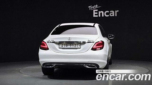 Mercedes-Benz C-Class 2019 — photo 4