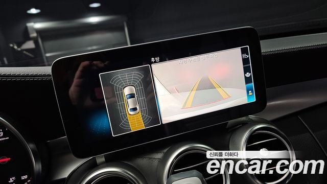 Mercedes-Benz C-Class 2019 — photo 20