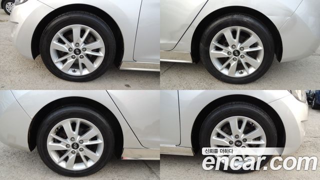 Hyundai AVANTE 2012 — photo 19