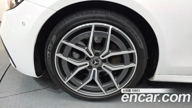 Mercedes-Benz E-Class 2021 — photo 5