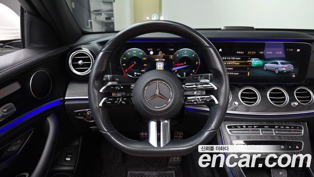 Mercedes-Benz E-Class 2021 — photo 14