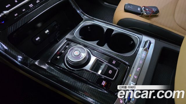 Kia Canival 2021 — photo 9