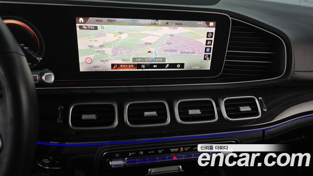 Mercedes-Benz GLE-Class 2022 — photo 14