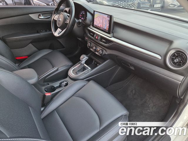 Kia K3 2021 — photo 7