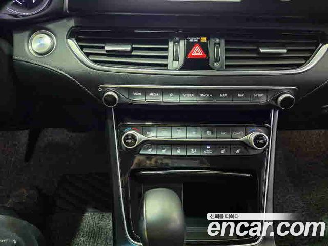 Hyundai Grandeur 2017 — photo 11