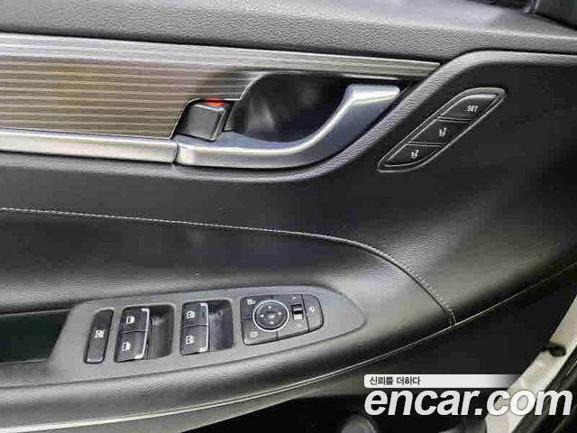 Hyundai Grandeur 2017 — photo 16