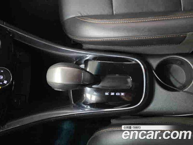 Chevrolet Korea Trax 2017 — photo 12