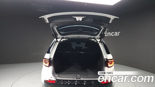 Land Rover Discovery Sport 2025 — photo 20