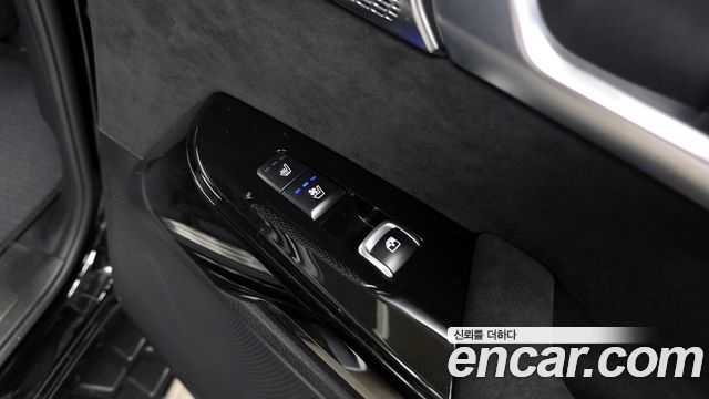 Kia Mohave 2023 — photo 18