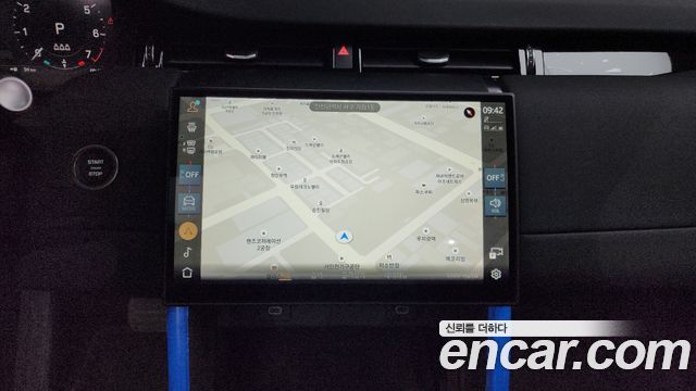 Land Rover Discovery Sport 2025 — photo 14
