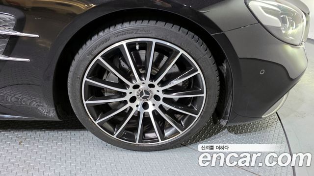 Mercedes-Benz SL-Class 2019 — photo 5