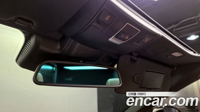 Mercedes-Benz SL-Class 2019 — photo 18