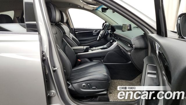 Genesis GV80 2020 — photo 11