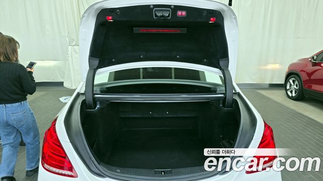 Mercedes-Benz S-Class 2015 — photo 20